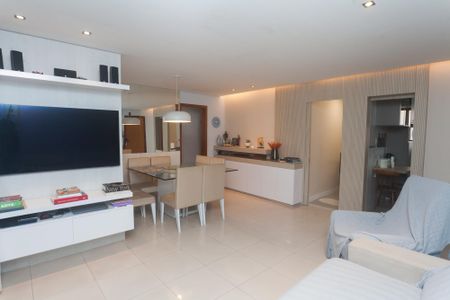Apartamento à venda com 140m², 3 quartos e 2 vagas Apartamento à venda com 140m², 3 quartos e 2 vagassala