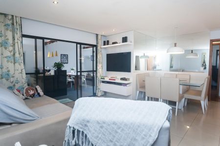 Apartamento à venda com 140m², 3 quartos e 2 vagas Apartamento à venda com 140m², 3 quartos e 2 vagassala