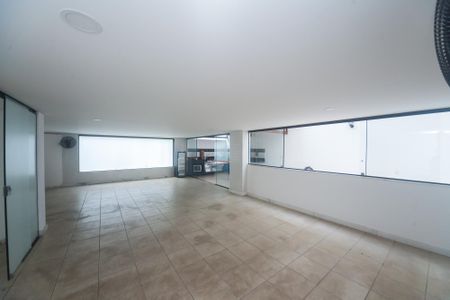 Apartamento à venda com 140m², 3 quartos e 2 vagas Apartamento à venda com 140m², 3 quartos e 2 vagasÁrea comum - Salão de festas
