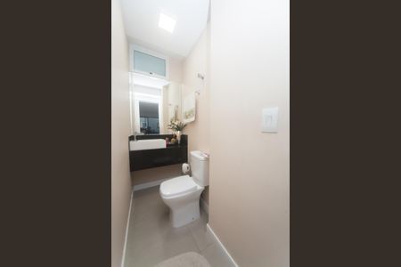 Apartamento à venda com 140m², 3 quartos e 2 vagas Apartamento à venda com 140m², 3 quartos e 2 vagasLavabo