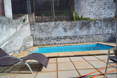 Casa à venda com 430m², 4 quartos e 6 vagasQuarto 3 - Vista