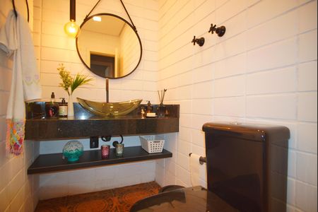 Lavabo de casa para alugar com 4 quartos, 430m² em Boa Vista, Porto Alegre