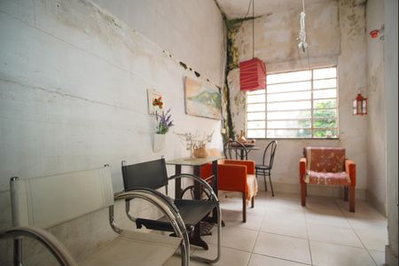 Casa à venda com 430m², 4 quartos e 6 vagasSala 3