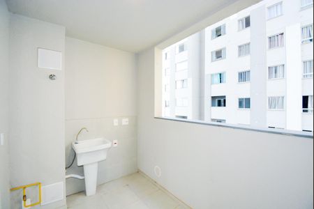 Apartamento para alugar com 44m², 2 quartos e 1 vagaVaranda / Área de Serviço