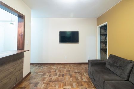 Sala de apartamento à venda com 1 quarto, 41m² em Medianeira, Porto Alegre