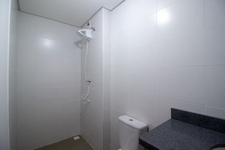 Casa de condomínio para alugar com 115m², 3 quartos e 2 vagasBanheiro da Suíte