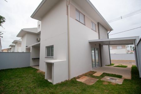 Casa de condomínio para alugar com 115m², 3 quartos e 2 vagasÁrea externa