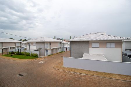 Casa de condomínio para alugar com 115m², 3 quartos e 2 vagasVista