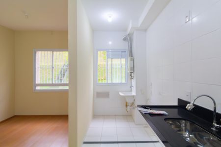 Apartamento à venda com 42m², 2 quartos e 1 vaga Apartamento à venda com 42m², 2 quartos e 1 vagaCozinha e Área de Serviço