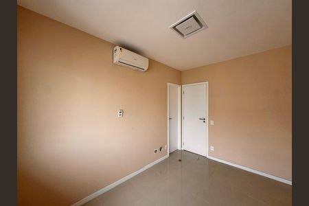 Apartamento à venda com 80m², 2 quartos e 1 vaga
