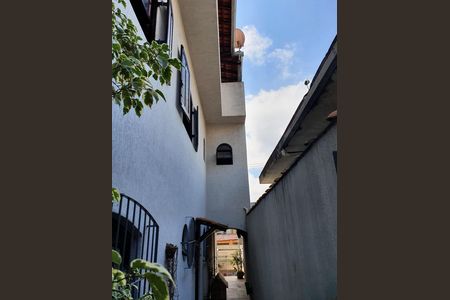 Casa à venda com 176m², 3 quartos e 2 vagasÁrea Externa