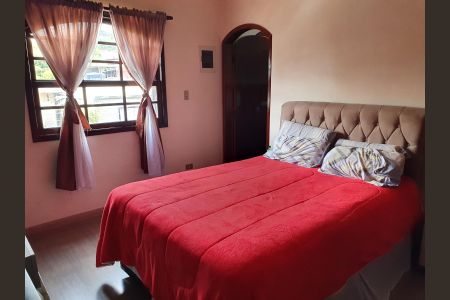 Casa à venda com 176m², 3 quartos e 2 vagasQuarto