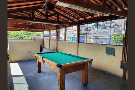 Casa à venda com 176m², 3 quartos e 2 vagasÁrea de Lazer