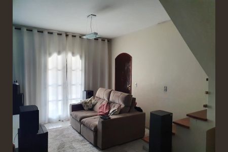 Sala de casa à venda com 3 quartos, 176m² em Jardim Guacuri, Diadema