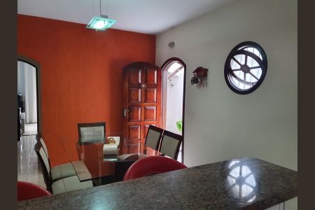 Casa à venda com 176m², 3 quartos e 2 vagasSala de Jantar