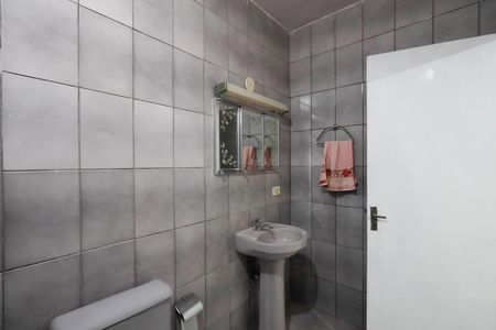 Casa à venda com 105m², 3 quartos e 2 vagas Casa à venda com 105m², 3 quartos e 2 vagasBanheiro casa 1