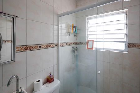 Casa à venda com 105m², 3 quartos e 2 vagas Casa à venda com 105m², 3 quartos e 2 vagasBnaheiro casa 2