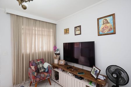 Casa à venda com 105m², 3 quartos e 2 vagas Casa à venda com 105m², 3 quartos e 2 vagasSala casa 2