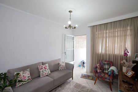 Casa à venda com 105m², 3 quartos e 2 vagas Casa à venda com 105m², 3 quartos e 2 vagasSala casa 2
