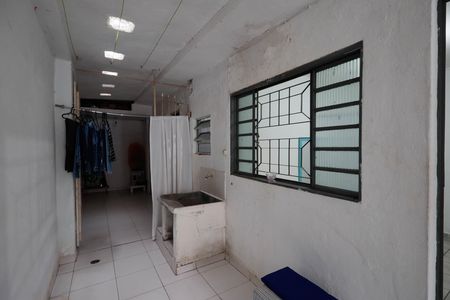 Casa à venda com 105m², 3 quartos e 2 vagas Casa à venda com 105m², 3 quartos e 2 vagasÁrea de Serviço casa 1