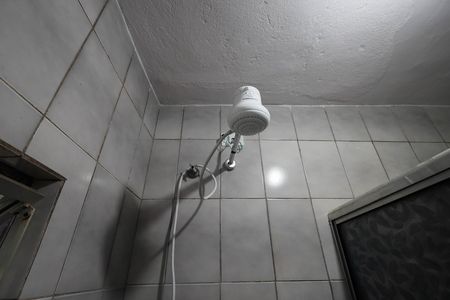 Casa à venda com 105m², 3 quartos e 2 vagas Casa à venda com 105m², 3 quartos e 2 vagasBanheiro casa 1