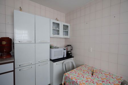 Casa à venda com 105m², 3 quartos e 2 vagas Casa à venda com 105m², 3 quartos e 2 vagasCozinha casa 2