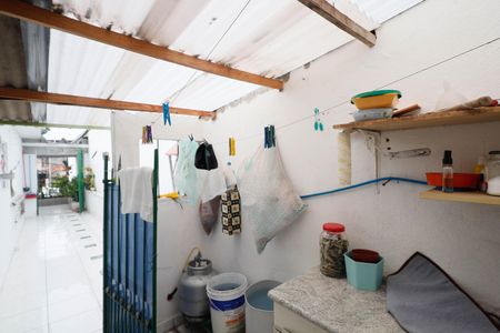 Casa à venda com 105m², 3 quartos e 2 vagas Casa à venda com 105m², 3 quartos e 2 vagasÁrea de Serviço casa 2