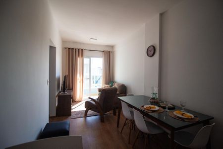 Apartamento para alugar com 54m², 2 quartos e 1 vaga Apartamento para alugar com 54m², 2 quartos e 1 vagaSala