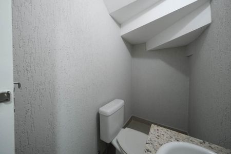 Casa à venda com 90m², 2 quartos e 2 vagasLavabo