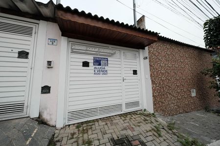 Casa à venda com 90m², 2 quartos e 2 vagasFachada