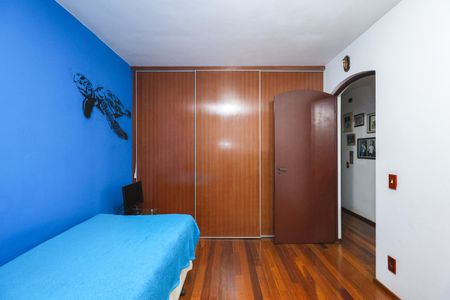 Apartamento à venda com 178m², 4 quartos e 3 vagas Apartamento à venda com 178m², 4 quartos e 3 vagasQuarto 3