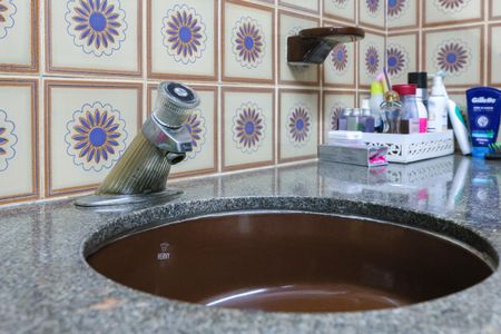 Apartamento à venda com 178m², 4 quartos e 3 vagas Apartamento à venda com 178m², 4 quartos e 3 vagasBanheiro