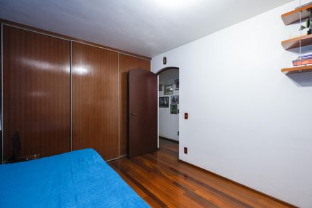 Apartamento à venda com 178m², 4 quartos e 3 vagas Apartamento à venda com 178m², 4 quartos e 3 vagasQuarto 3