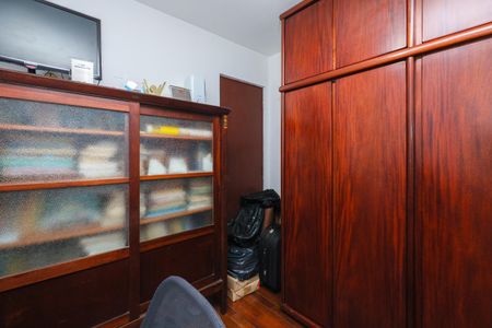 Apartamento à venda com 178m², 4 quartos e 3 vagas Apartamento à venda com 178m², 4 quartos e 3 vagasSuíte 2