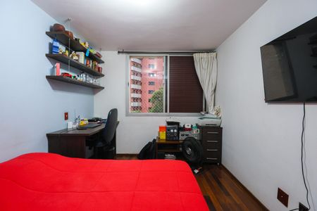 Apartamento à venda com 178m², 4 quartos e 3 vagas Apartamento à venda com 178m², 4 quartos e 3 vagasQuarto 2