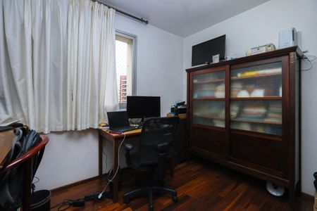 Apartamento à venda com 178m², 4 quartos e 3 vagas Apartamento à venda com 178m², 4 quartos e 3 vagasSuíte 2
