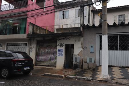 Casa para alugar com 132m², 4 quartos e 1 vagaFachada