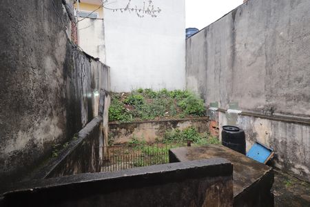 Casa para alugar com 132m², 4 quartos e 1 vagaQuintal