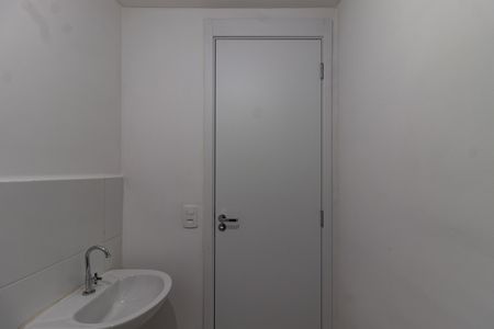 Apartamento para alugar com 37m², 2 quartos e sem vagaBanheiro