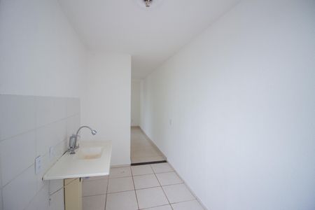 Apartamento para alugar com 50m², 2 quartos e 1 vaga Apartamento para alugar com 50m², 2 quartos e 1 vagaCozinha e Área de Serviço