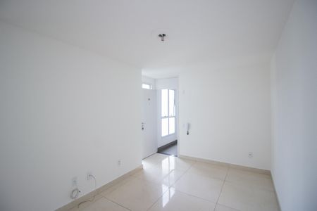 Sala de apartamento para alugar com 2 quartos, 50m² em Parque Xangri-lá, Contagem
