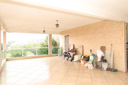 Casa à venda com 320m², 3 quartos e 5 vagasGaragem