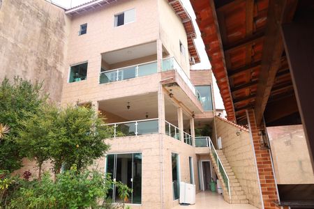 Casa à venda com 320m², 3 quartos e 5 vagasQuintal