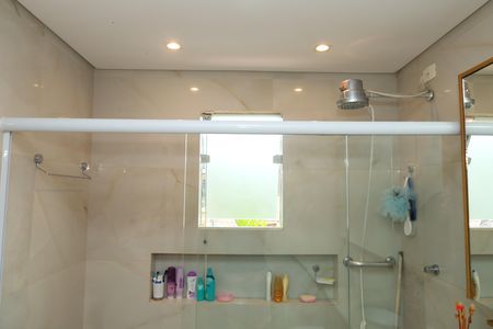 Casa à venda com 320m², 3 quartos e 5 vagasBanheiro 1 - Suíte