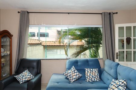 Casa à venda com 320m², 3 quartos e 5 vagasSala