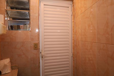 Casa à venda com 320m², 3 quartos e 5 vagasBanheiro 4