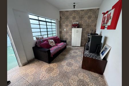 Sala de casa à venda com 4 quartos, 141m² em Vila Arapua, São Paulo
