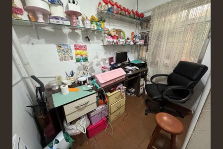 Casa à venda com 141m², 4 quartos e 3 vagas Casa à venda com 141m², 4 quartos e 3 vagasQuarto 1