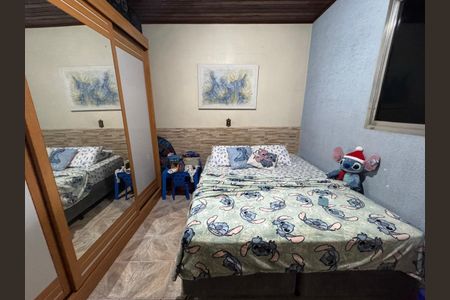 Casa à venda com 150m², 3 quartos e 2 vagas Casa à venda com 150m², 3 quartos e 2 vagasQuarto