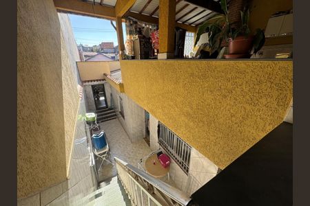 Casa à venda com 150m², 3 quartos e 2 vagas Casa à venda com 150m², 3 quartos e 2 vagasÁrea externa